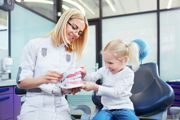 Kid Friendly Dentist In Stoughton &# ; Signs Of Trouble A Parent Should Look For